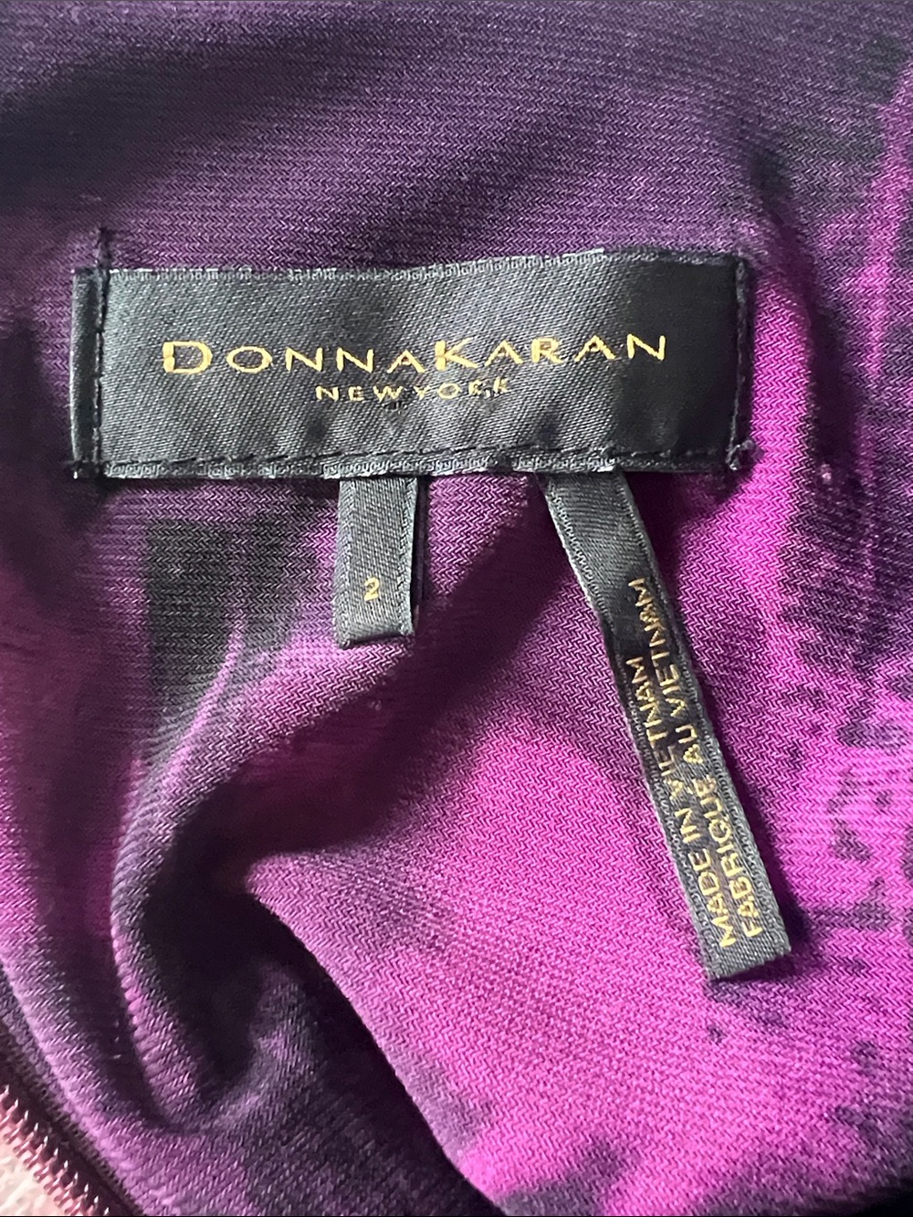 Donna Karan Printed Long Sleeve V-Neck Sheath Dress - Picture 6 of 8